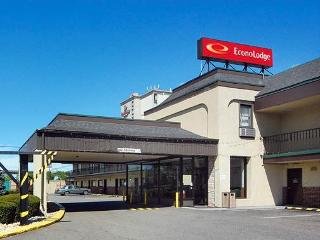 Econo Lodge Newark International Airport