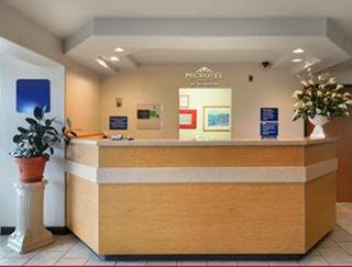Microtel Ardmore