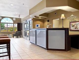 Microtel Inn & Suites Manchester