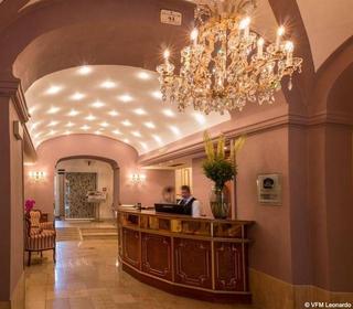 Best Western Premier Schlosshotel Römischer Kaiser